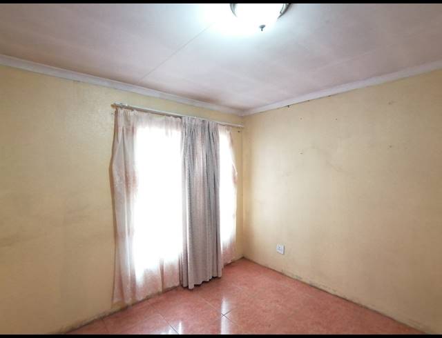 3 BEDROOM FREESTANDING SOLD IN KANANA
